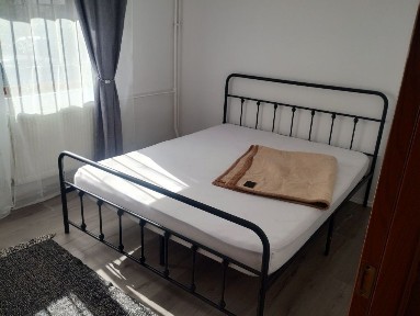 Apartament 2 camere confort 1 semidecomandat foarte spațios.