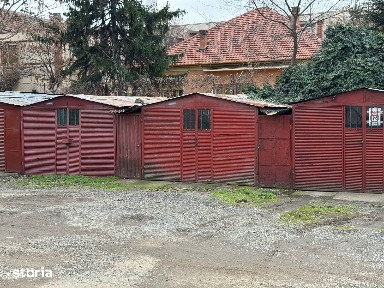 Apartament cu garaj de vânzare pe strada Andrei Mureșanu