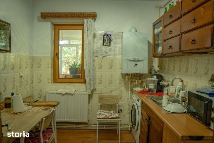 Apartament cu balcon in Moinesti, sub 30.000 euro