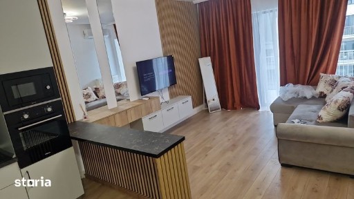 Inchiriez apartament