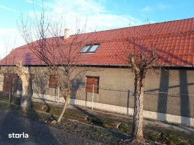 Casa pe colt Vladimirescu 1220 mp sao 450 mp