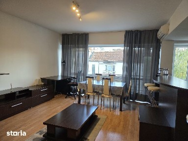 De inchiriat apartamen cu 3 camera in zona centrala, cu parcare