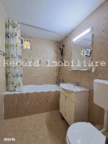 Apartament 3 camere decomandat, 2 bai, Zona Kaufland Manastur, Cluj