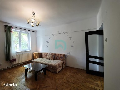 Închiriez 2 camere, Brasovul vechi