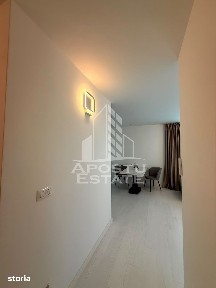 Apartament cu 2 camere de inchiriat-lux, loc de parcare, Dumbravita