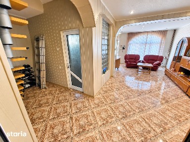 Casa zona Parcul Rizer