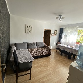 De vanzare ap 3Camere Piata Gavana Etaj 2/4 pret 73500€