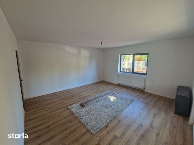 Inchiriez apartament de 110 mp in centrul orasului Sf Gheorghe