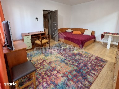 Centru Galați - 2 camere renovate, mobilate, cu balcon și boxă
