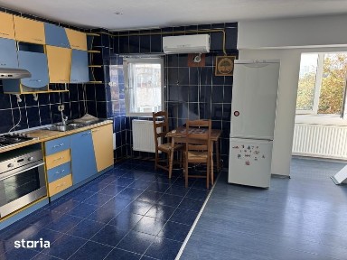 apartament 3 camere