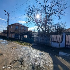 Teren si casa din caramida/ Cartier Balcescu/Tecuci