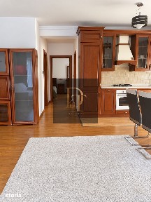 COMISION 0% | Apartament 3 camere luminos | Parcare | Curte | Bunloc