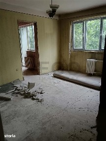 RECO Apartament 3 camere, etaj intermediar