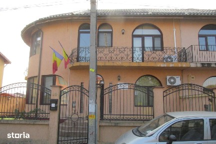Inchiriere casa comuna Rosu langa padure