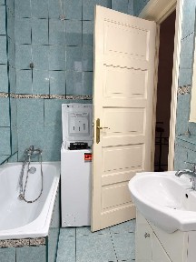 Casă 3 camere + teren 400 mp | Piata Mures, Sector 1 București | Terasă, 2 beciuri, centrală gaz| METROU 1 MAI