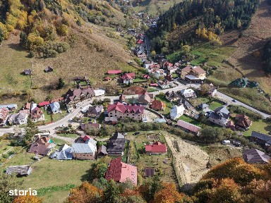 Casă/ Pensiune la gri de vânzare Dâmbovicioara, Piatra Craiului