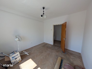 Apartament 3 camere | 64 mp utili | Zona Nord - Str. Cameliei