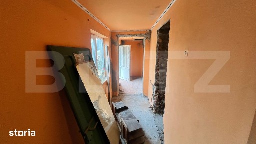 Casa cu 4 camere si teren de 978 mp - Craiova, strada Take Ionescu