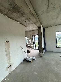 Vila 5 camere de vanzare Tomesti