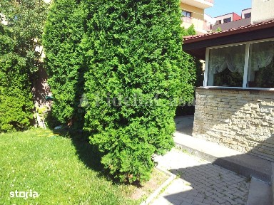 Vila de vanzare 9 camere de vanzare, Centru Civic - Iasi