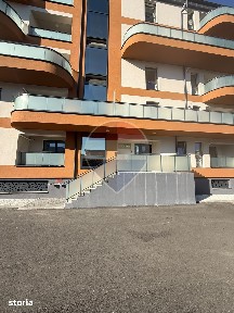 Spatiu de birouri de inchiriat-parter-bloc nou-loc de parcare inclus
