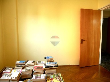 Apartament de vânzare la etajul 1 (cu boxă, garaj) | Cetate, Alba Iulia