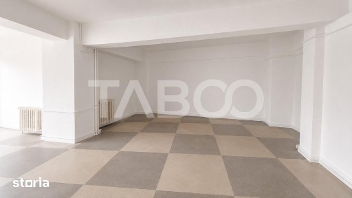Spatiu comercial de 92mp si vitrina 4m de inchiriat in Turnisor