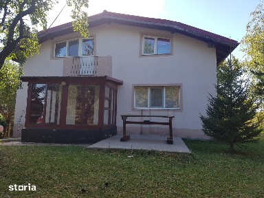 Casa de vanzare in comuna Sotrile -Prahova