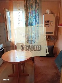 Garsoniera 24 mp utili etaj 3 zona Compa