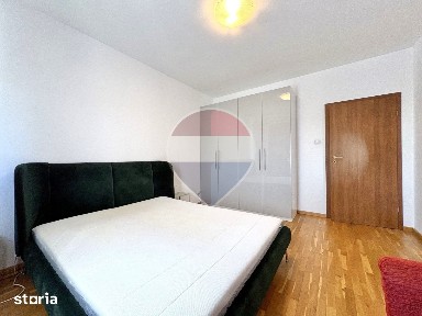 Apartament cu 2 camere, decomandat, zona Tractorul