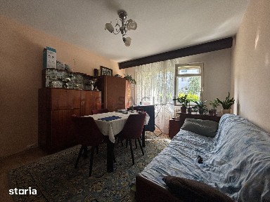 Apartament cu 3 camere, zona Retezat !