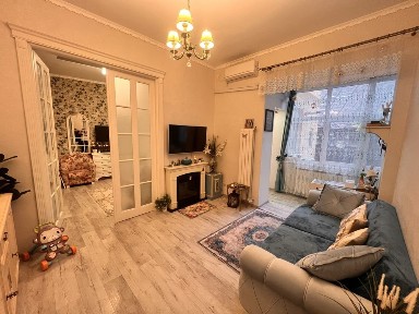 Apartament 2 Camere - Farmec Istoric - 50 mp + Boxa 15 mp - Universitate