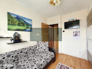 Apartament cu 3 camere în zona Florilor
