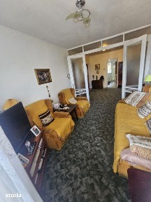 Apartament cu 4 camere etaj 2 si boxa, in zona centrală