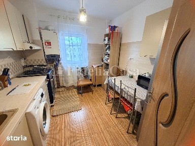 Apartament cu 3 camere decomandat Alexandru cel Bun
