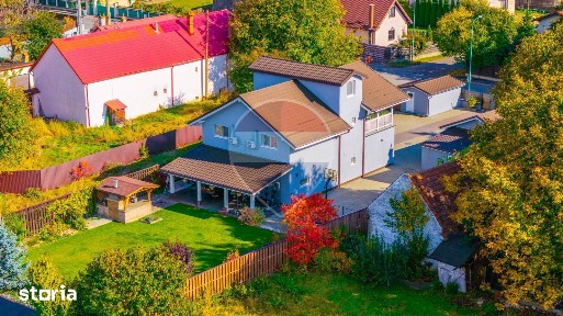 Vila moderna de familie cu 2 studiouri de vanzare | Comision 0% |