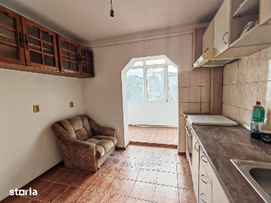 Apartament 3 Camere Decomandat, 70 mp, Etaj 3 - Nicolina, 2 Balcoane