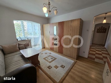 Apartament 3 camere de vanzare etaj intermediar 2 Mihai Viteazul Sibiu