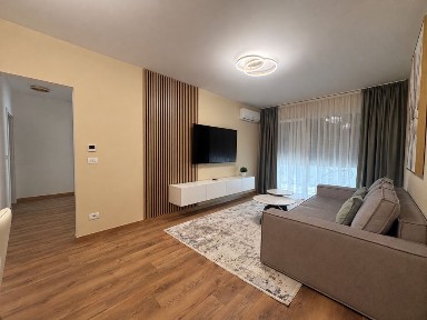 Apartament 2 camere Adora Park