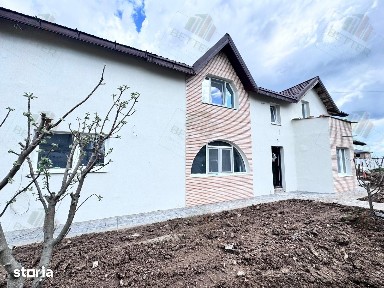 Casă de vânzare - 6 camere - Finalizata - Teren 550 mp | Vidra
