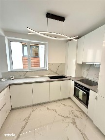 Apartament 3 camere, 75 mp, 2 bai, balcon - Predare la cheie