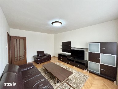 Apartament la vila, decomandat, 3 camere, 2 bai, zona Centrala Sibiu