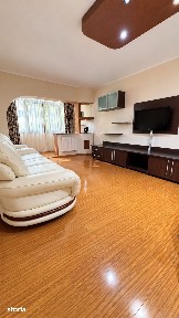 Apartament cu 3 camere de închiriat în Pitești - Strada Banat PREMIUM