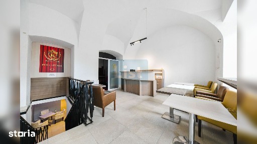 Spatiu comercial, ultracentral, 180 mp utili, pe două niveluri Dej