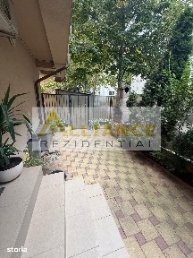 Apartament 2camere /mobilat și utilat /curte /3locuri de parcare