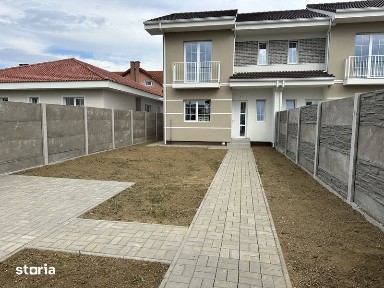 Direct proprietar vand duplex Mosnita Noua,cartier Europa,4 camere