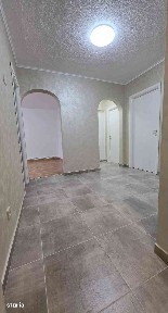 Apartament 3 camere decomandate zona Narcisa str Republicii nr 15