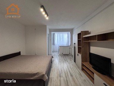 13 Decembrie, garsoniera eleganta, renovata, curata, localizare cu mob