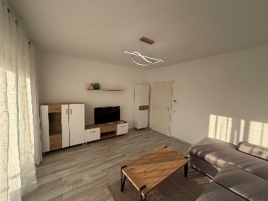 Închiriez garsonieră decomandată, recent renovată - Etaj 1, Balcon & Bucătărie separată | Avantgarden Sibiu