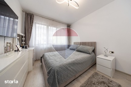 Apartament cu 2 camere de vânzare în zona Tractorul